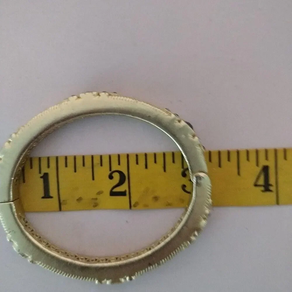 Unknown item gold